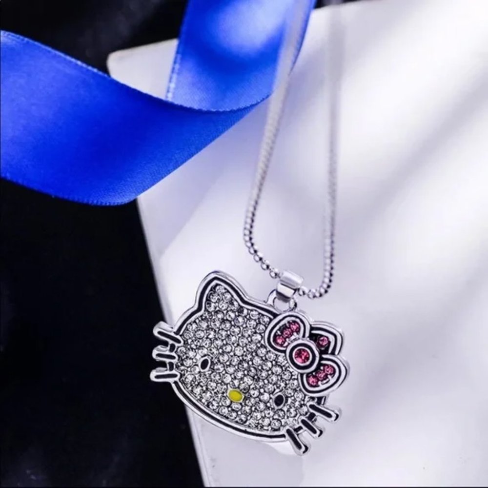 NEW Hello Kitty Rhinestone Silver Pendant Necklace OS - Picture 2 of 5